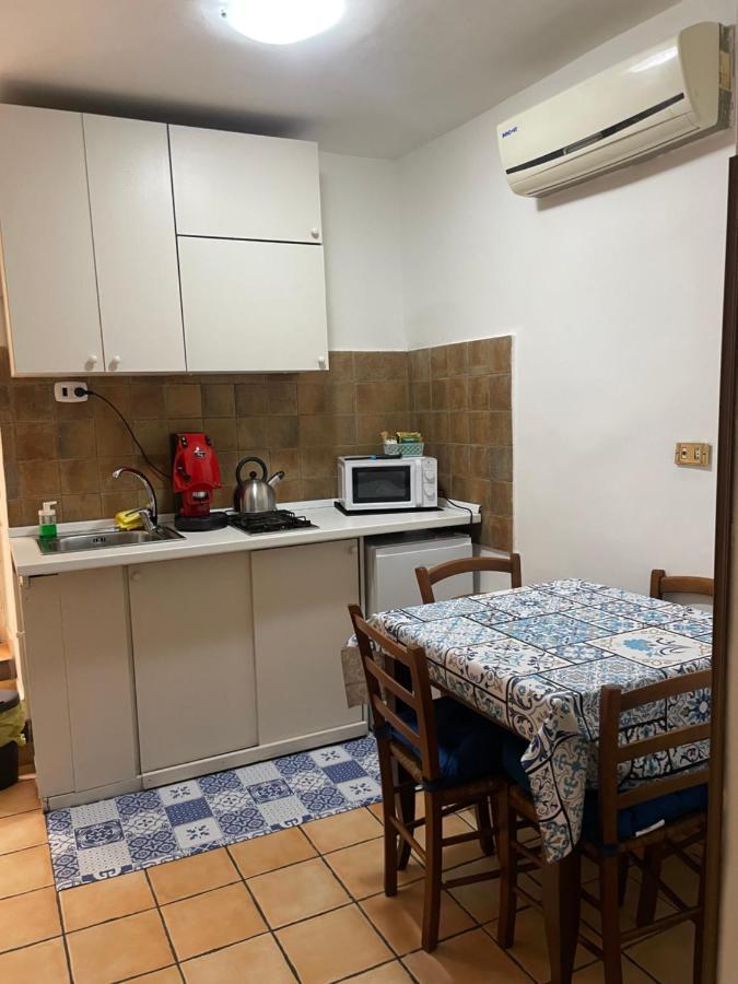 Le Di Ginevra * Napoli